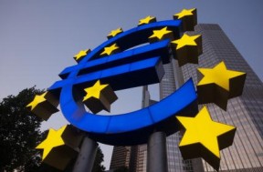EUR/USD торгуется в боковом тренде, поскольку Инвесторы ожидают новостей от центральных Банков EUR/USD торгуется в боковом тренде, поскольку Инвесторы ожидают новостей от центральных Банков